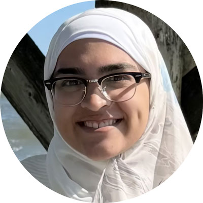Headshot of Rahaf Roman