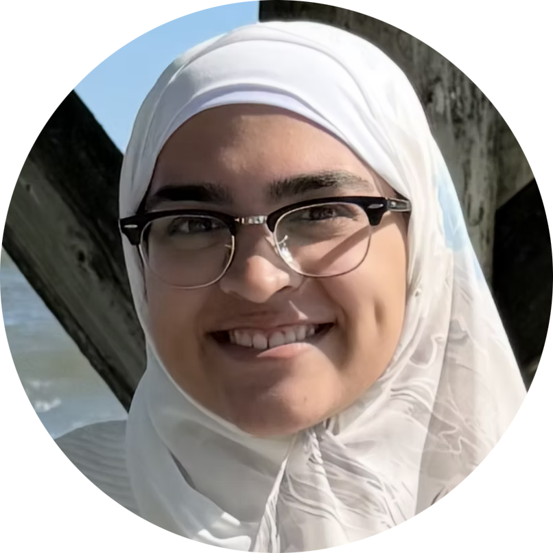 Headshot of Rahaf Roman